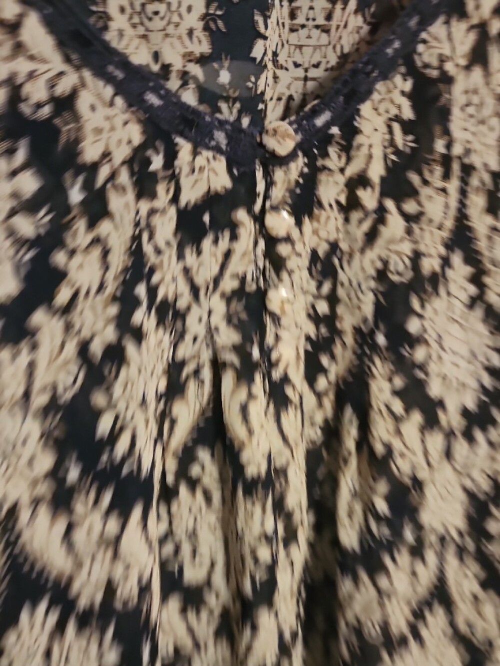 Blu Pepper Black and White Floral Tunic - Picture 3 of 4